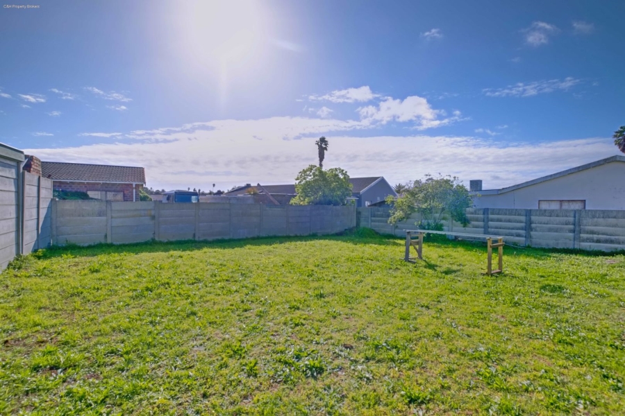 2 Bedroom Property for Sale in Sherwood Eastern Cape